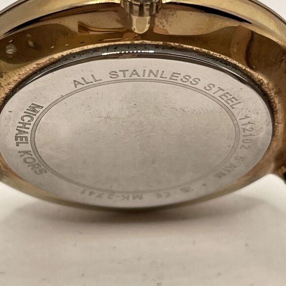 Michael Kors Pyper 112102 Women's Pink Leather Analog White Dial Watch Tx152 - Picture 10 of 10